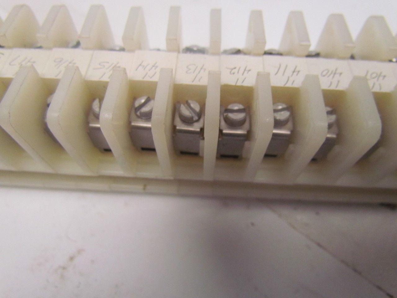 Allen-Bradley 1492 Style.CA 90 Terminal Blocks 2 End Pieces Mounted on Rail