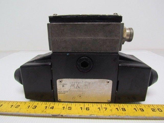Vickers 02-119590 DG4S4LW-01 6C-B-60 Double Solenoid Hydraulic Valve 3-Pos 4-Way