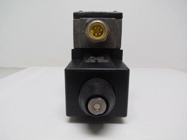 Vickers 02-119590 DG4S4LW-01 6C-B-60 Double Solenoid Hydraulic Valve 3-Pos 4-Way