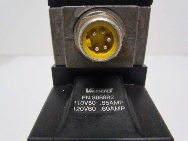 Vickers 02-119590 DG4S4LW-01 6C-B-60 Double Solenoid Hydraulic Valve 3-Pos 4-Way