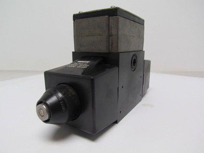Vickers 02-119493 DG454LW 012 C B 60 Hydraulic Directional Control Valve