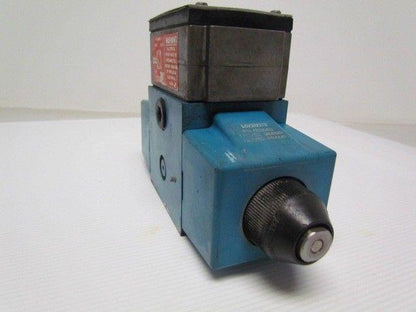 Vickers 02-119460 PA5DG4S4LW 01CB60 Hydraulic Directional Control Valve