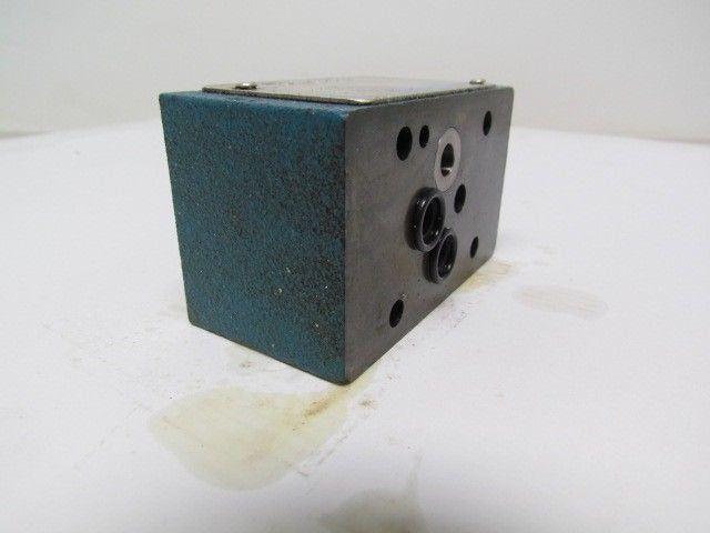 Vickers DGMDC-3-PYL-20 SystemStak Hydraulic Direct Check Valve