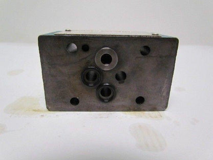 Vickers DGMDC-3-PYL-20 SystemStak Hydraulic Direct Check Valve