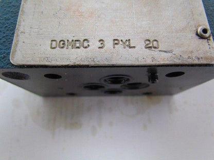 Vickers DGMDC-3-PYL-20 SystemStak Hydraulic Direct Check Valve