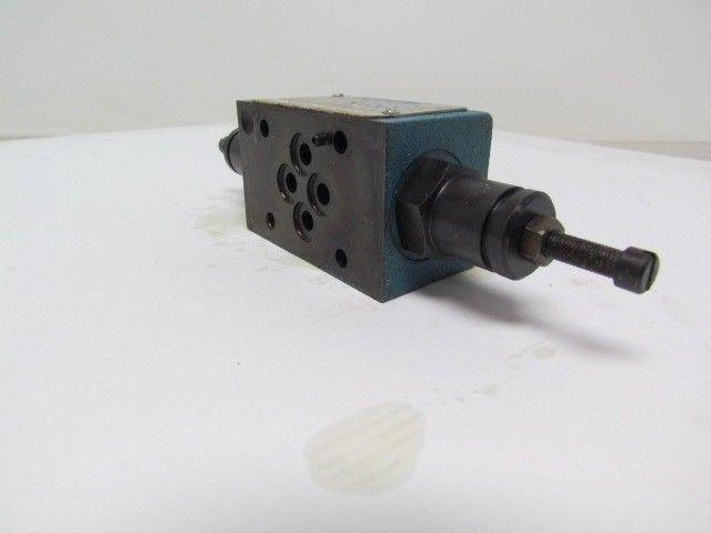 Vickers DGMFN-3-X-A2W-B2W-21 Hydraulic Flow Control Module