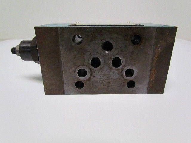 Vickers DGMX2-5-PP-BW-E-S-30 SystemStak Reversible Hydraulic Reducing Valve