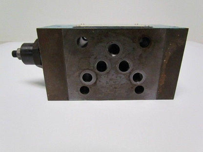 Vickers DGMX2-5-PP-BW-E-S-30 SystemStak Reversible Hydraulic Reducing Valve