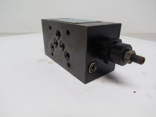 Vickers DGMX2-5-PP-BW-S-30 SystemStak Reversible Hydraulic Reducing Valve
