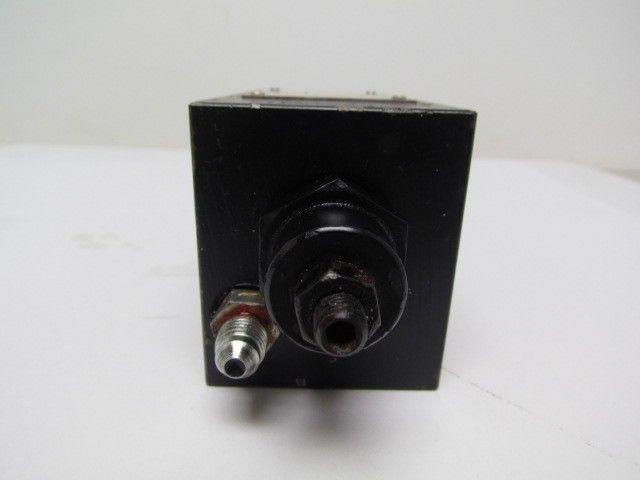 Vickers DGMX2-5-PP-BW-S-30 SystemStak Reversible Hydraulic Reducing Valve