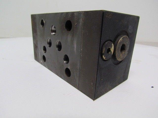 Vickers DGMX2-5-PP-BW-S-30 SystemStak Reversible Hydraulic Reducing Valve