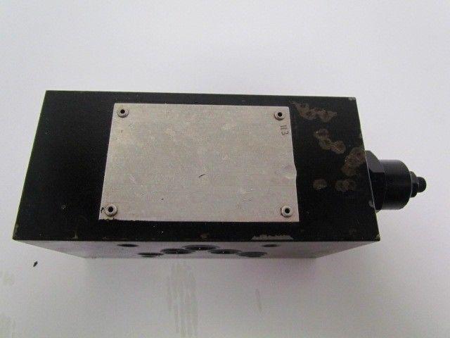 Vickers DGMX2-5-PP-BW-S-30 SystemStak Reversible Hydraulic Reducing Valve