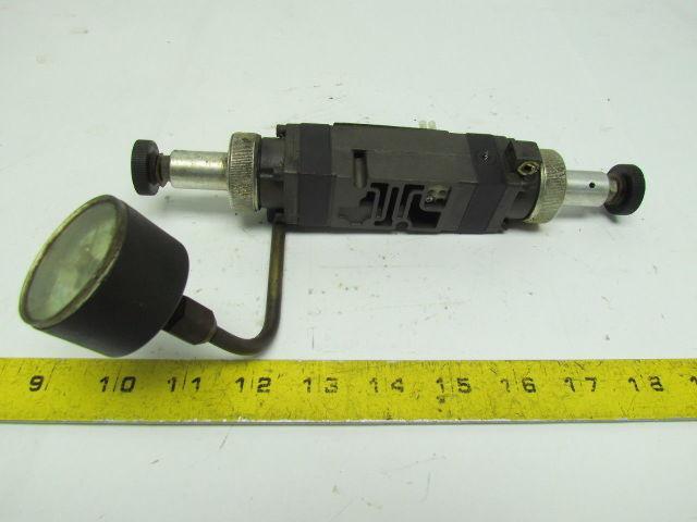 Numatics 082RQ115J Sandwich Pneumatic Pressure Regulator