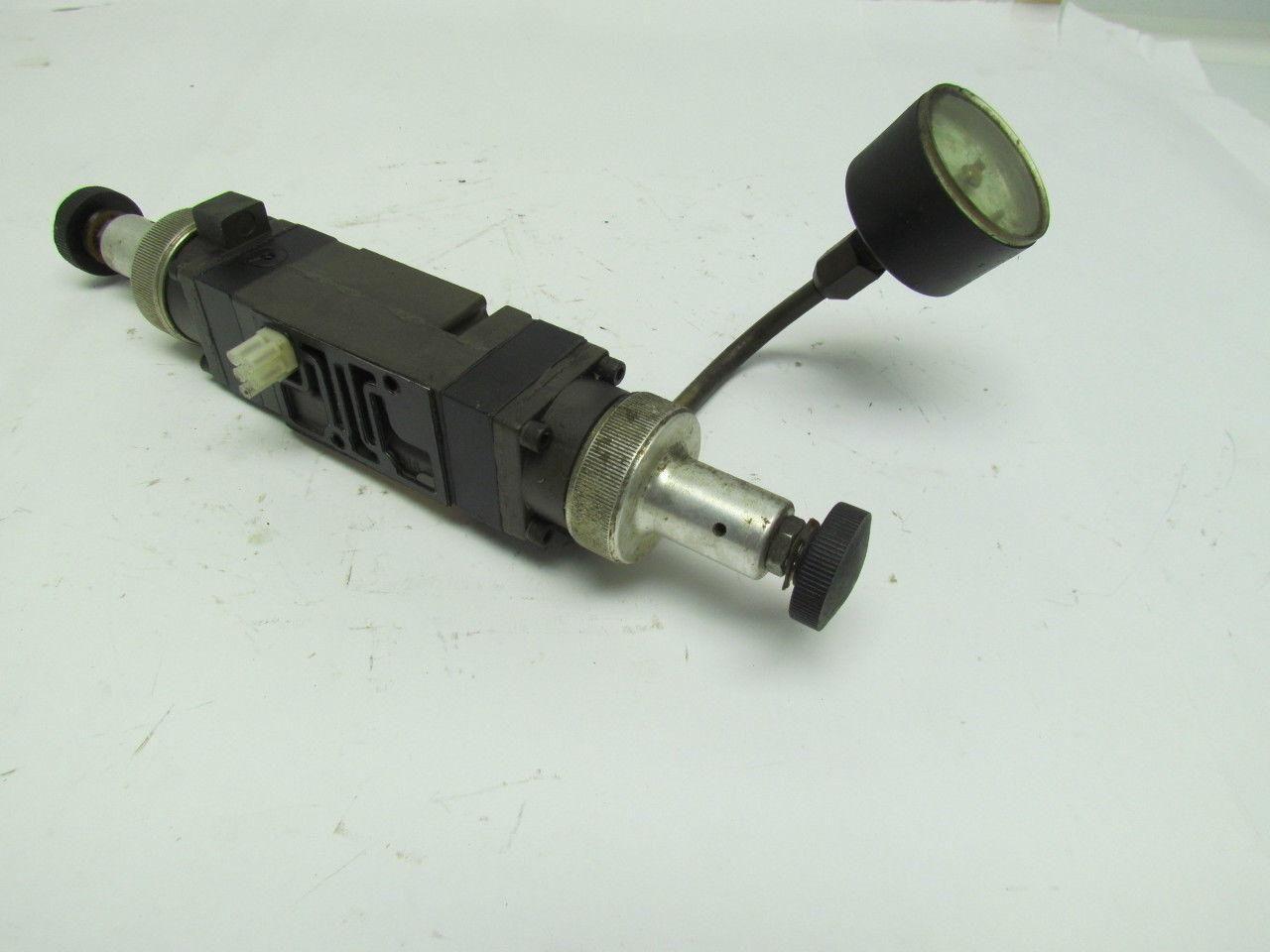 Numatics 082RQ115J Sandwich Pneumatic Pressure Regulator
