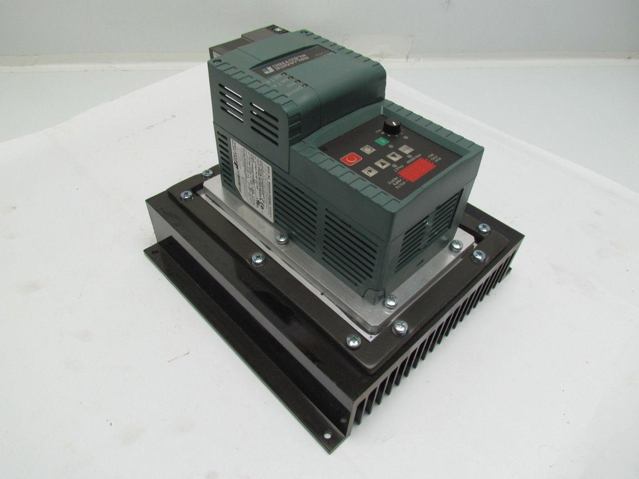 Reliance Electric 6MDDH-2P3202 AC Drive 0.75KW/1Hp 380-480VAC MD65 w/Heatsink