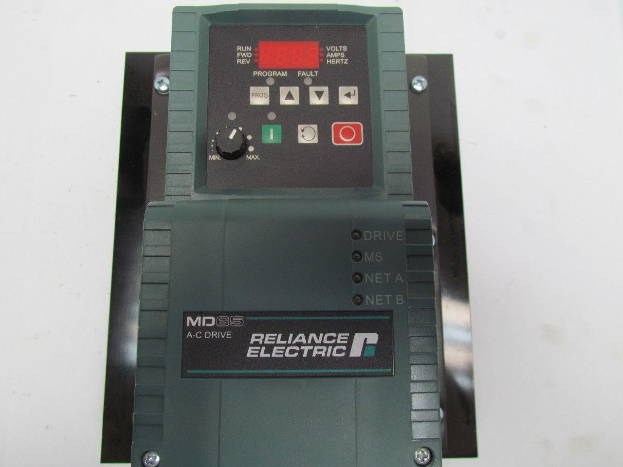 Reliance Electric 6MDDH-2P3202 AC Drive 0.75KW/1Hp 380-480VAC MD65 w/Heatsink