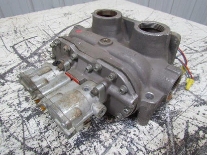 Shrader N48597106538 Pilot Operated 4 Way Air Valve 1-1/2 Ports 120/110VAC