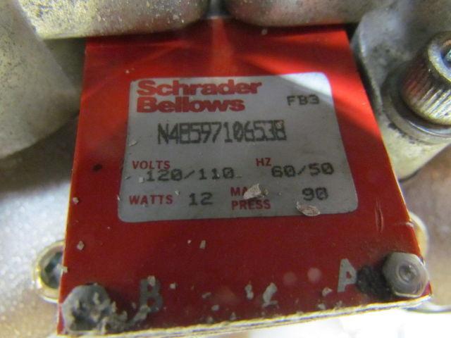 Shrader N48597106538 Pilot Operated 4 Way Air Valve 1-1/2 Ports 120/110VAC