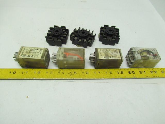 Allen-Bradley 700-HA33A1 Assorted with bases Lot of 4