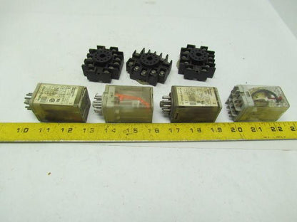 Allen-Bradley 700-HA33A1 Assorted with bases Lot of 4