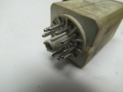 Allen-Bradley 700-HA33A1 Assorted with bases Lot of 4