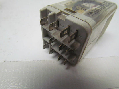 Allen-Bradley 700-HA33A1 Assorted with bases Lot of 4