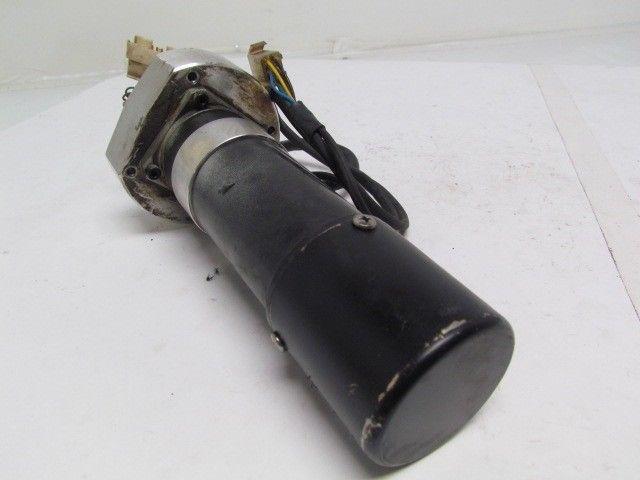 Omron W-L0030-BOS1 W-L00574 AC Servo Motor From Miller MRV2 6 Axis Welding Robot