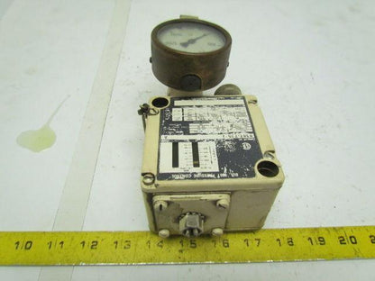 Allen Bradley 836T-T35-J Pressure Control With 1500 PSI Gauge
