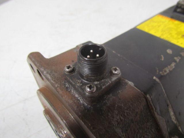 Fanuc A06B-0227-B605 AC Servo Motor W/Pulsecoder A860-2014-T301