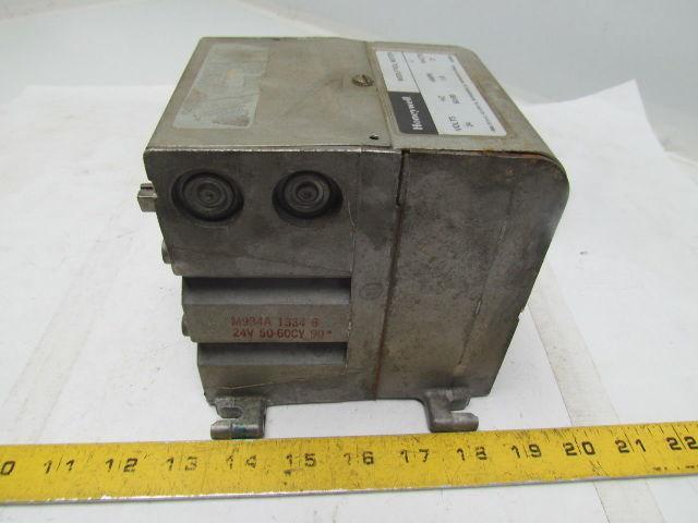 Honeywell M934A 1334 6 Modutrol Motor 24V 50/60Hz 1.8Amps 27Watts