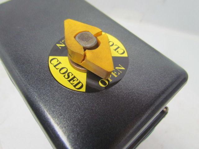 BI-TORQ IS3WT12300EA4 Electrically Actuated Full Port SS Ball Valve 1-1/4" NPT