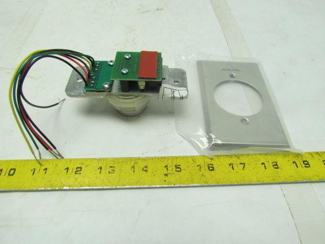 Schlage 621XALXDPDTXL2/ILL 1-1/4" Pushbutton Aluminum Double Pole Double Throw