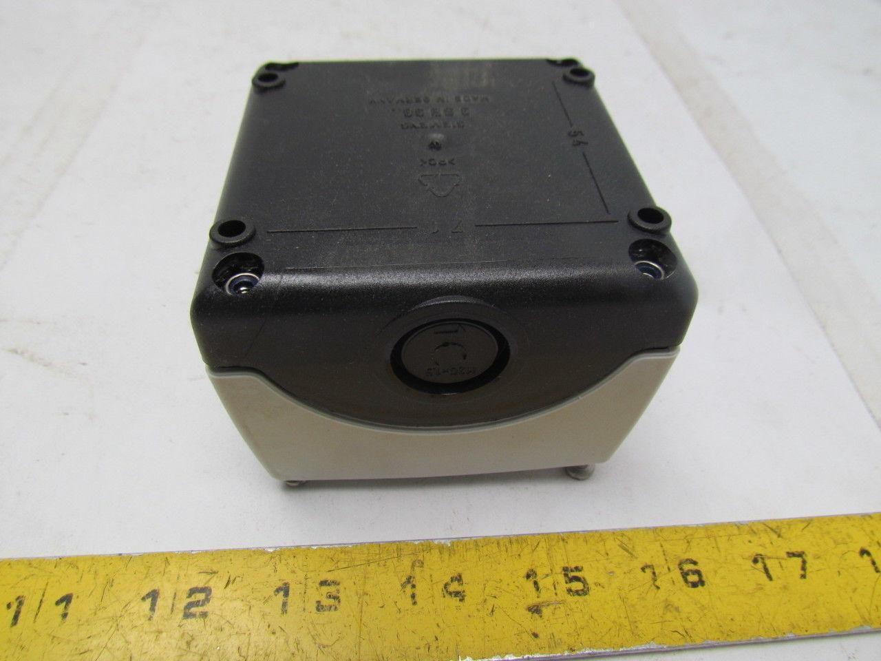 Siemens 3SBES9003 Horizontal Pushbutton Station Jam Reset Illuminated Yellow