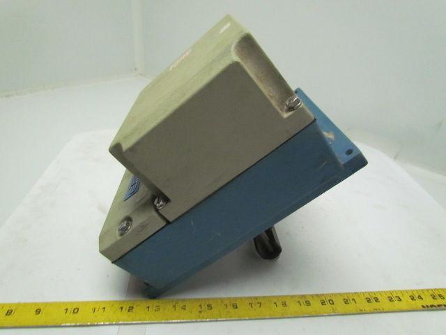 Fisher Porter 10D1475EN15PF29AW12CAC1 Magnetic Flow Signal Converter 0-320GPM