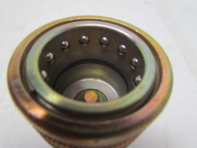 Foster H8 Quick Disconnect Coupler 1"NPT Cadmium Plated Steel