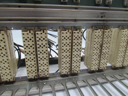 ABB ASEA Robotics YB 161-101 BC DSQU 117 Circuit Board Slot Rack Case