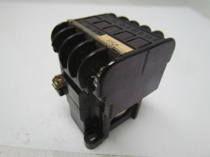 Fuji Electric SRCa3631-05/ 1RCOBO 600VAC Max Contactor