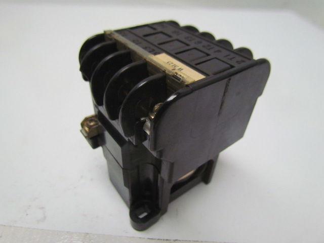 Fuji Electric SRCa3631-05/ 1RCOBO 600VAC Max Contactor