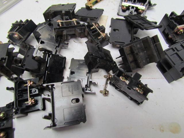 IDEC Mixed Lot of Terminal Blocks With Rails and End Caps
