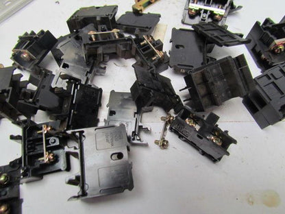 IDEC Mixed Lot of Terminal Blocks With Rails and End Caps