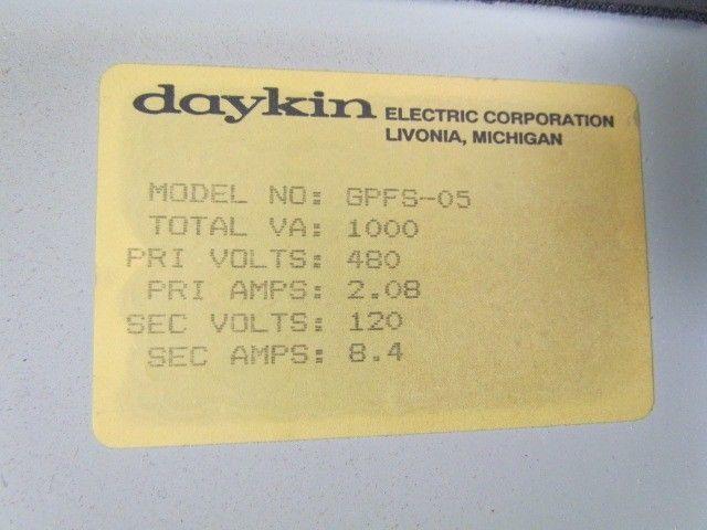 Daykin GPFS-05 Enclosed Transformer Disconnect 1000VA 480V Pri 120V Sec 1PH