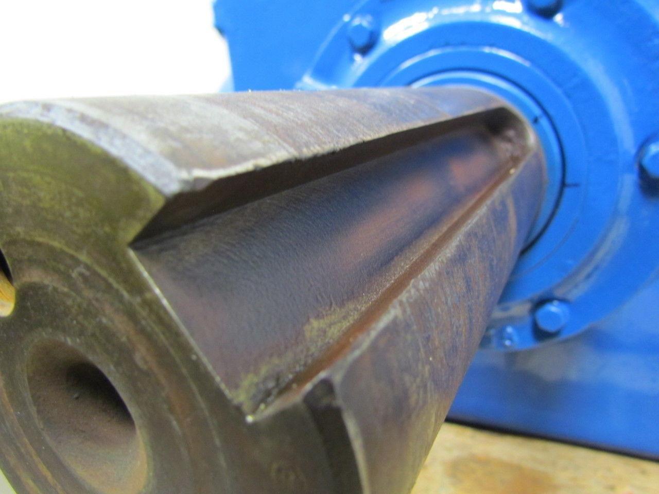 Mechanical Handling Systems 5MHD Right Angle Gear Reducer Gearbox 63.3:1 Ratio