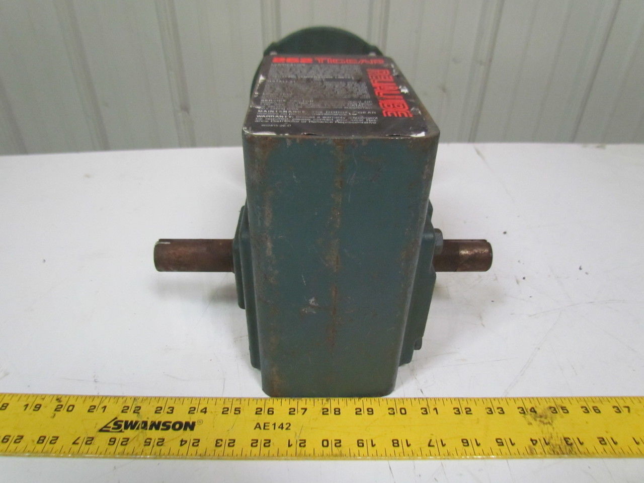 Dodge Tigear 56/262-40 3168104 40-1 Gear Reducer 1HP w/bell and mounting base