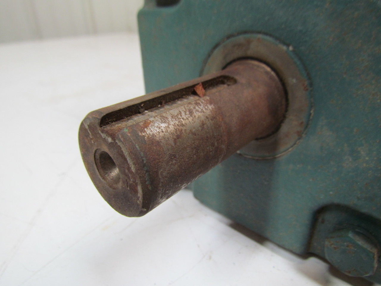Dodge Tigear 56/262-40 3168104 40-1 Gear Reducer 1HP w/bell and mounting base