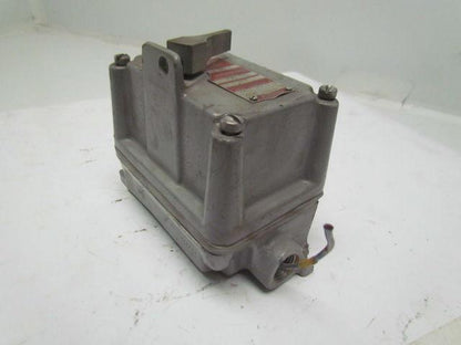 Killark FXS-8C Factory Sealed Tumbler Switch 15Amp 240/480VAC Hazardous Location