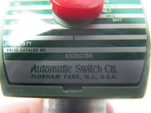ASCO RED HAT 8320G188 Solenoid Valve 1/4"NPT 45PSI Air Bas Water 3port