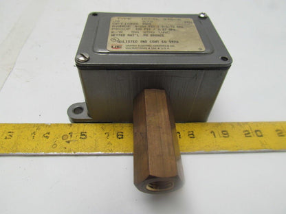 United Electric Controls Type J6 Model 272 Pressure Switch 0-250PSI 250V 1/4"NPT