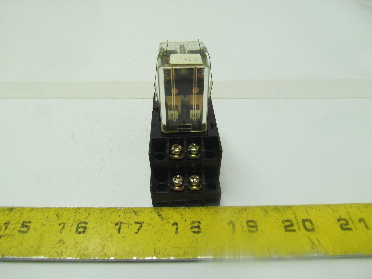 Allen-Bradley 700-HF32A1 10Amp 120/240 Cube Relay w/700HN116 bases Lot of 8