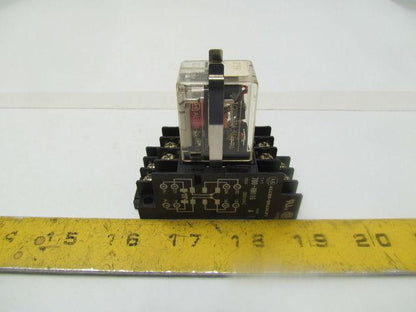 Allen-Bradley 700-HF32A1 10Amp 120/240 Cube Relay w/700HN116 bases Lot of 8