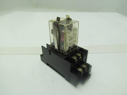 Allen-Bradley 700-HF32A1 10Amp 120/240 Cube Relay w/700HN116 bases Lot of 8